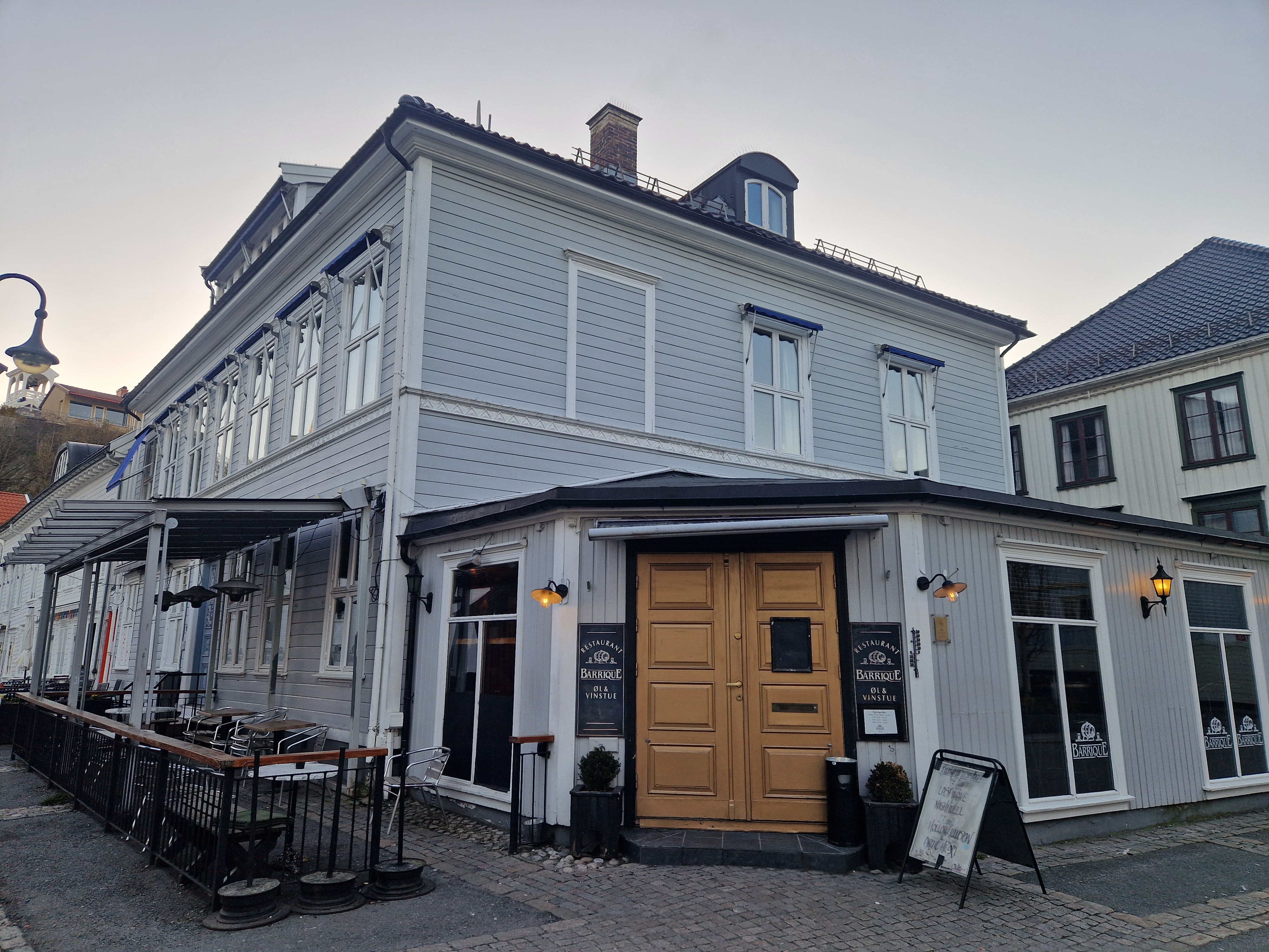 Barrique øl og vinstue