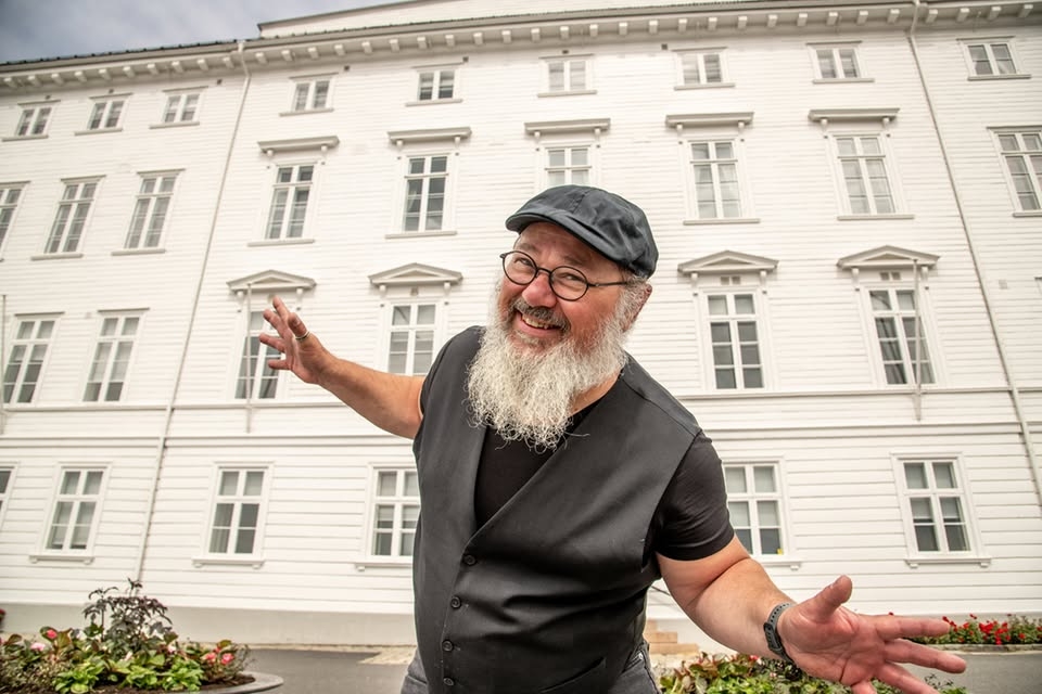 Byvandring med glimt i øyet