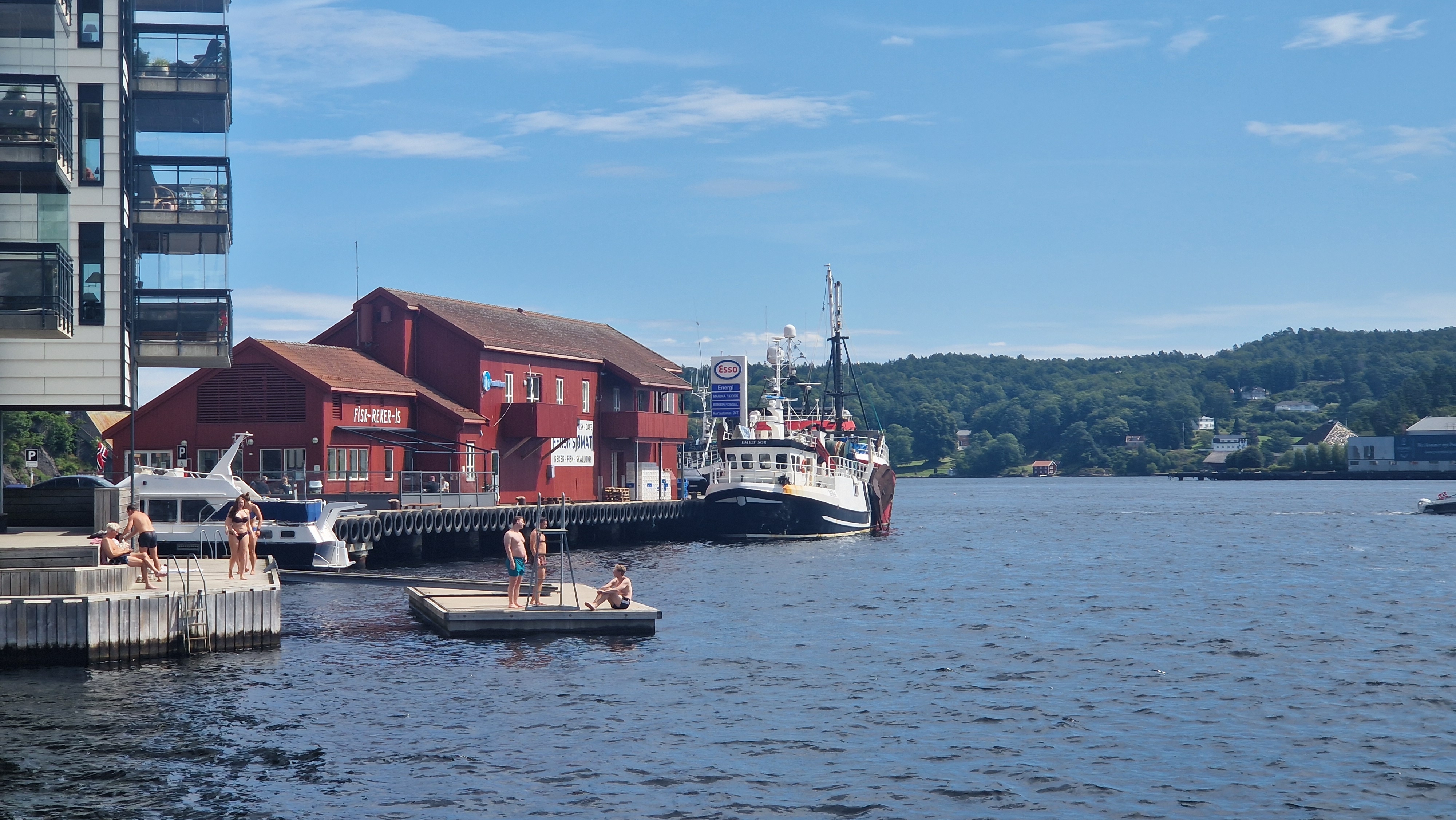 Barbu badebrygge