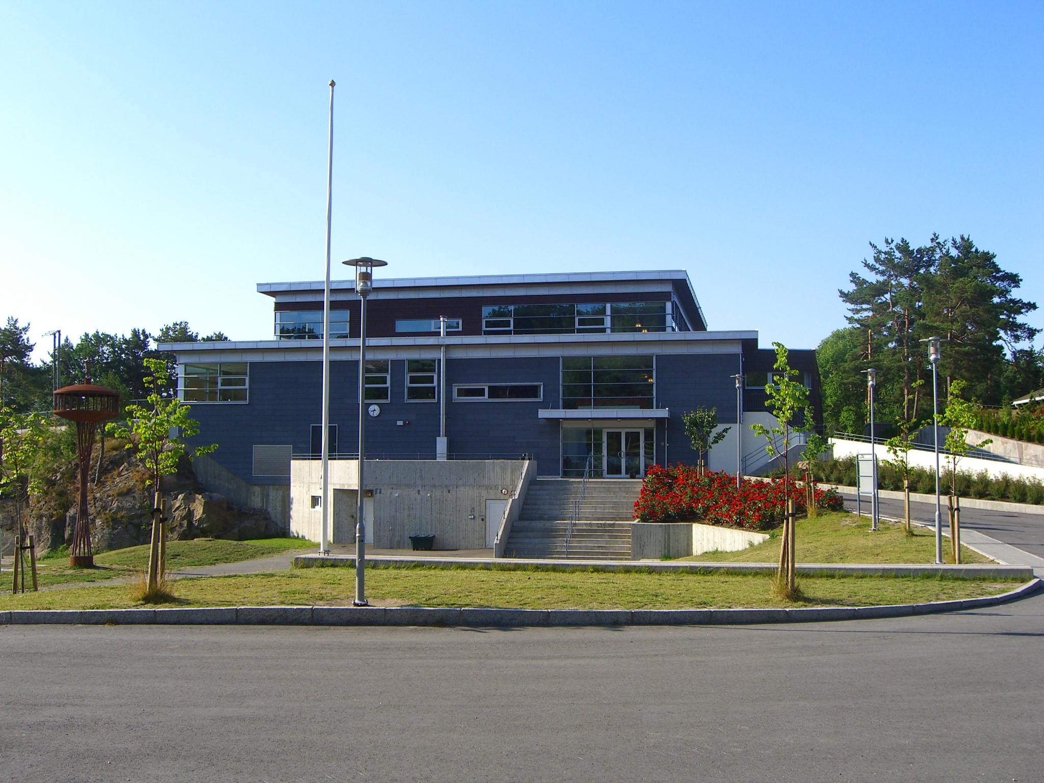 Flosta Skole