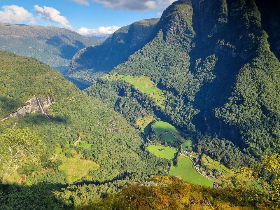 MARKERING AV FN-DAGEN OG KULTURHISTORIA PÅ YTRE LE