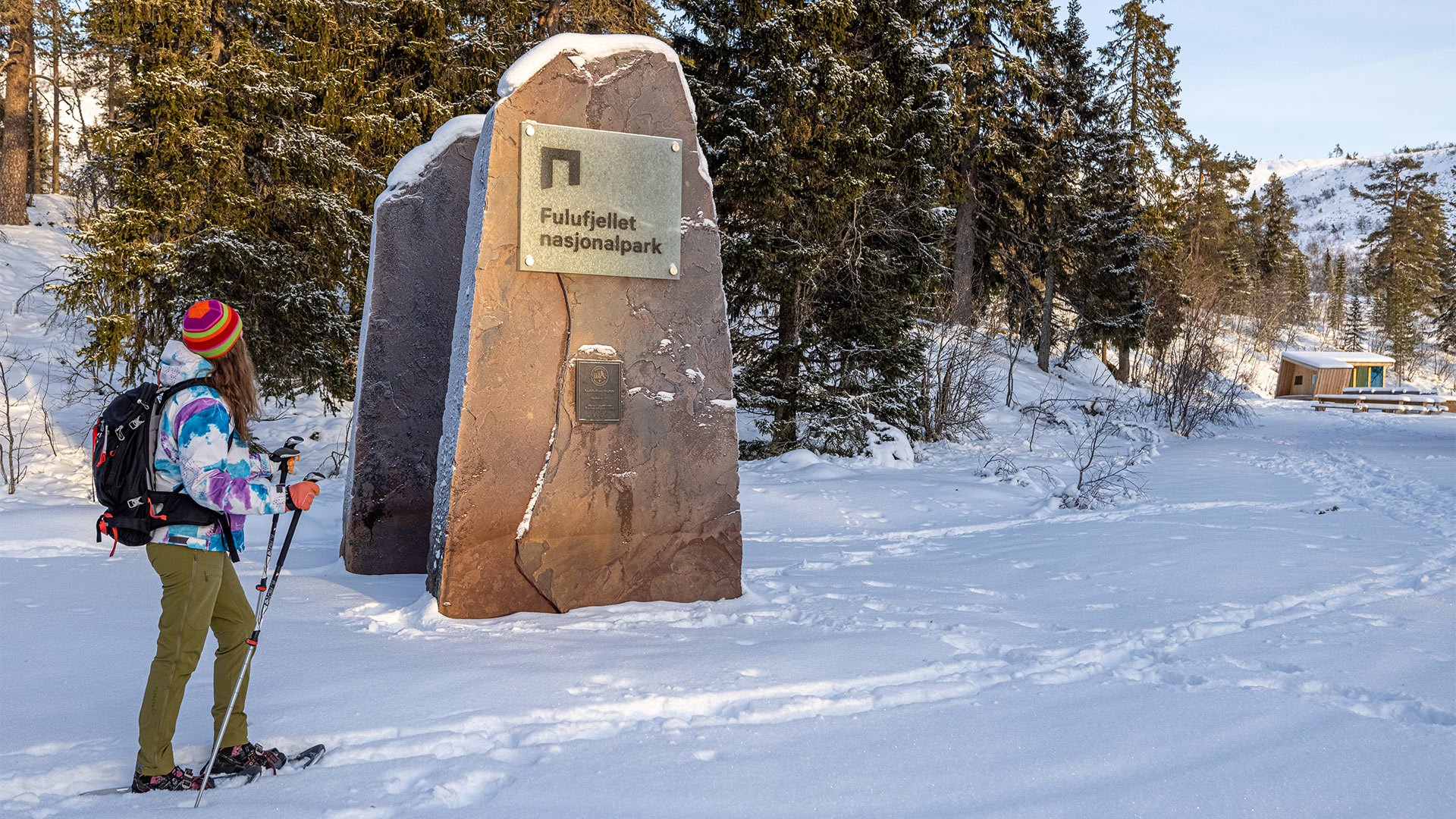 Startpunkt Storbekkåsen. Photo: På truger ved innfallsporten. Foto: Henrik Strømstad (Fulufjellet nasjonalpark)