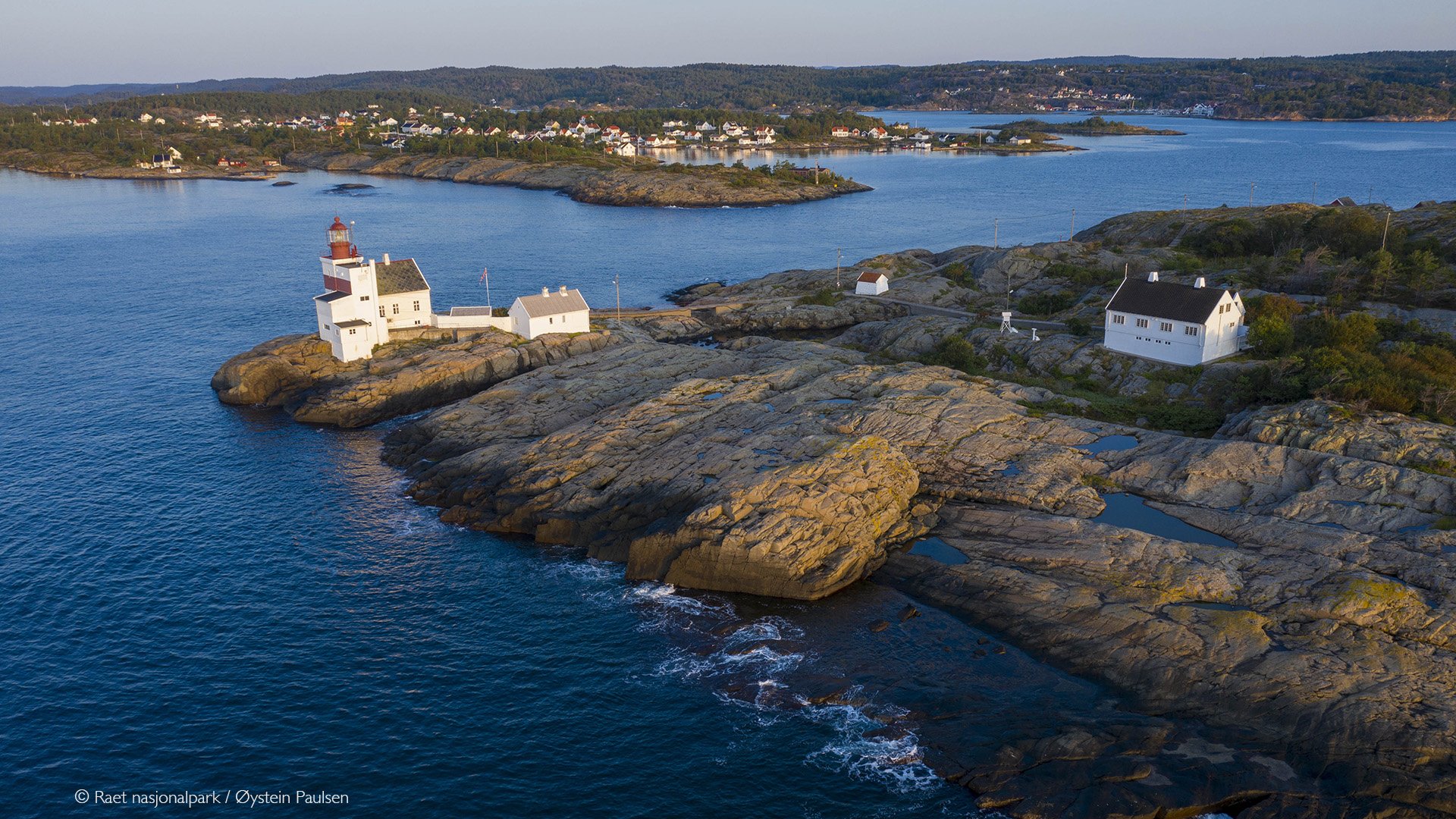 Lyngør fyr. Photo: Øystein Paulsen / Raet nasjonalpark
