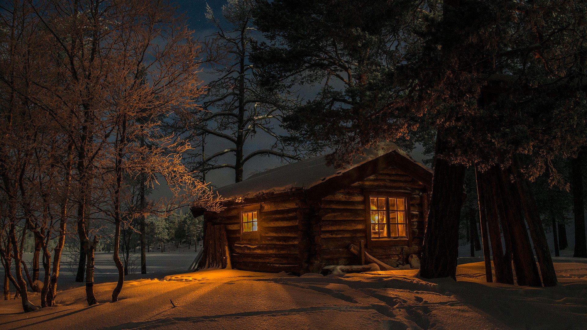 Gubbtjønnbua. Photo: Gubbtjønnbua. Foto: Martin Røsand (Femundsmarka nasjonalpark)
