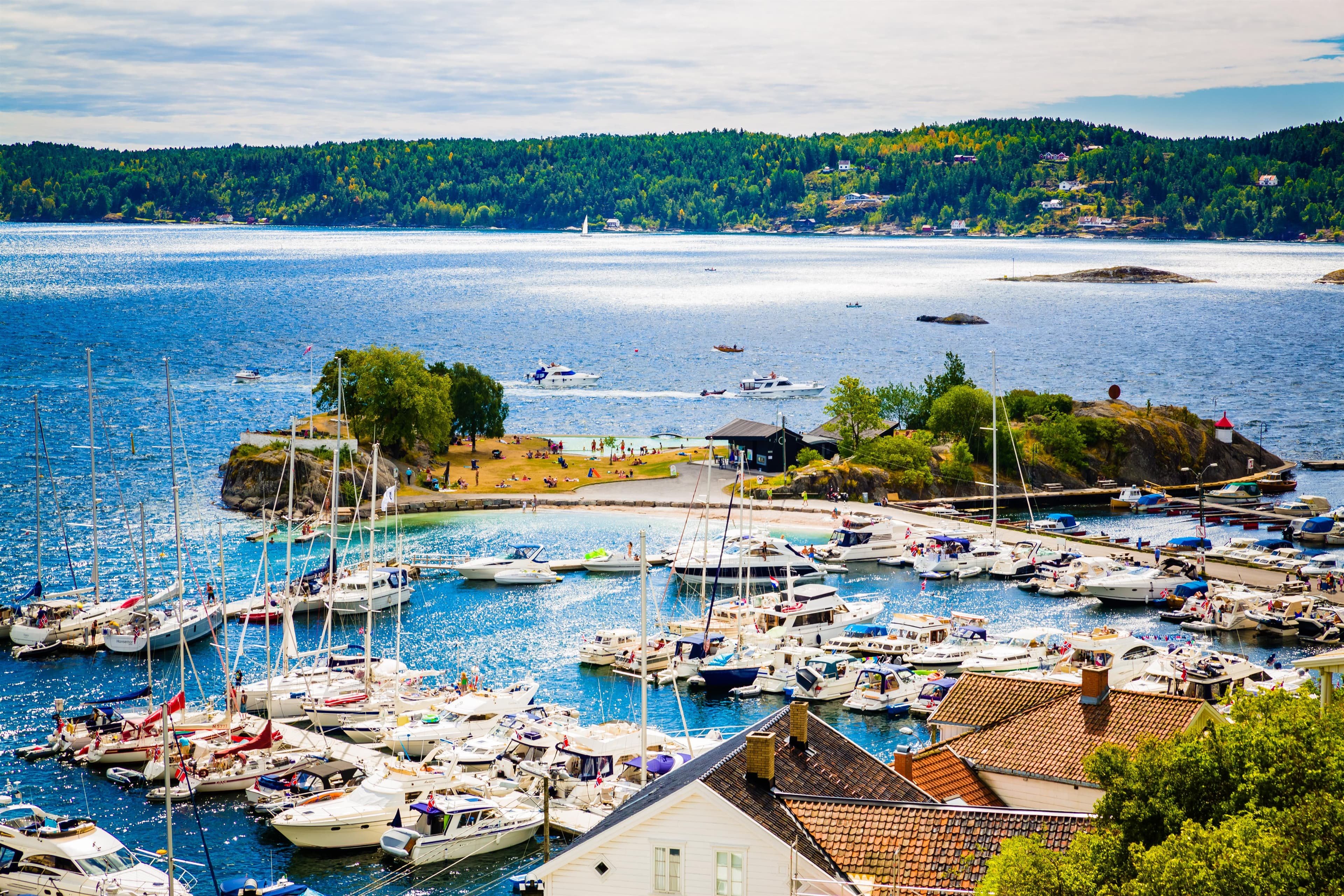 Gunnarsholmen badeplass. Photo: Kilde: Visit Kragerø / Visit Telemark. Fotograf ikke oppgitt.