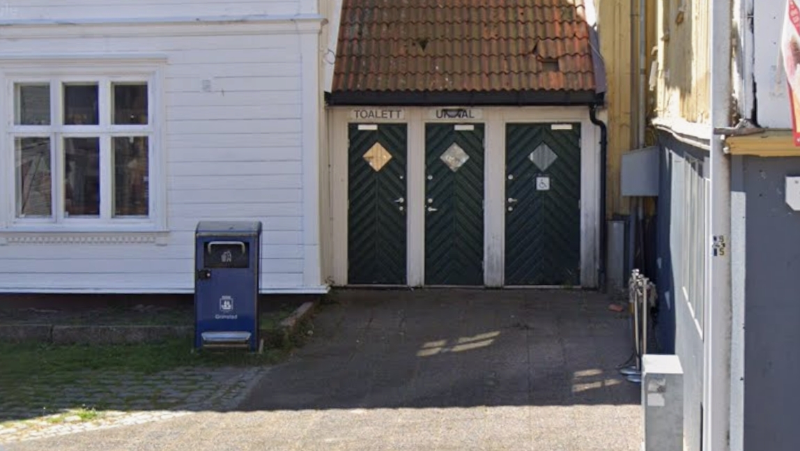 Offentlig toalett - Øvre del av sentrum