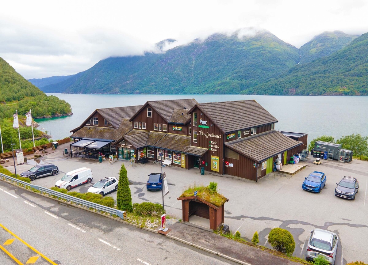 Åkrafjordtunet