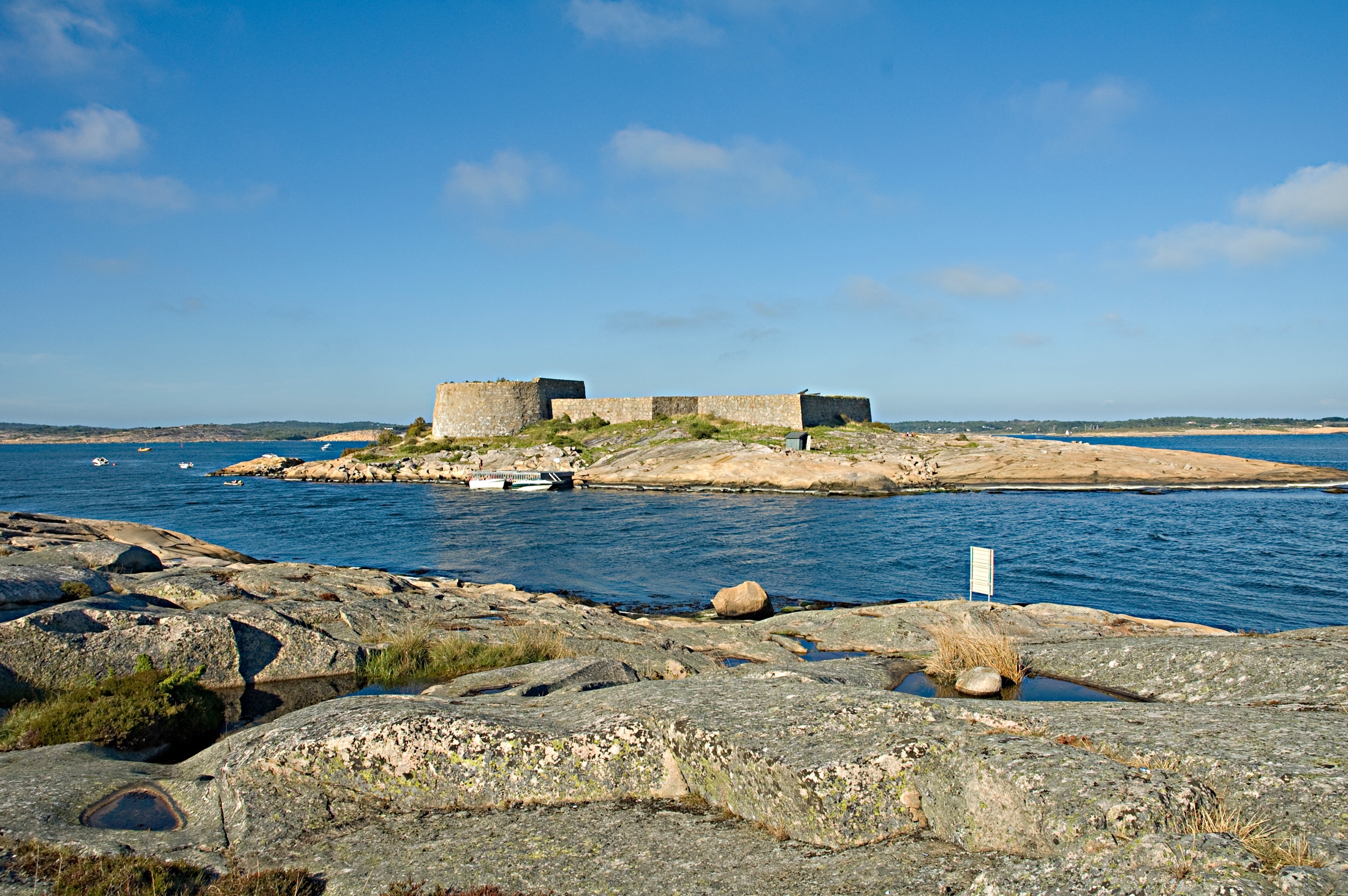 Akerøy fort. Photo: Kyrre - Wikipedia
