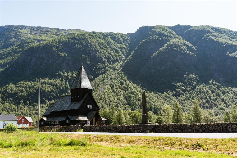 Røldal stavkyrkje. Photo: Ørjan Olsnes / Visit Hardangerfjord