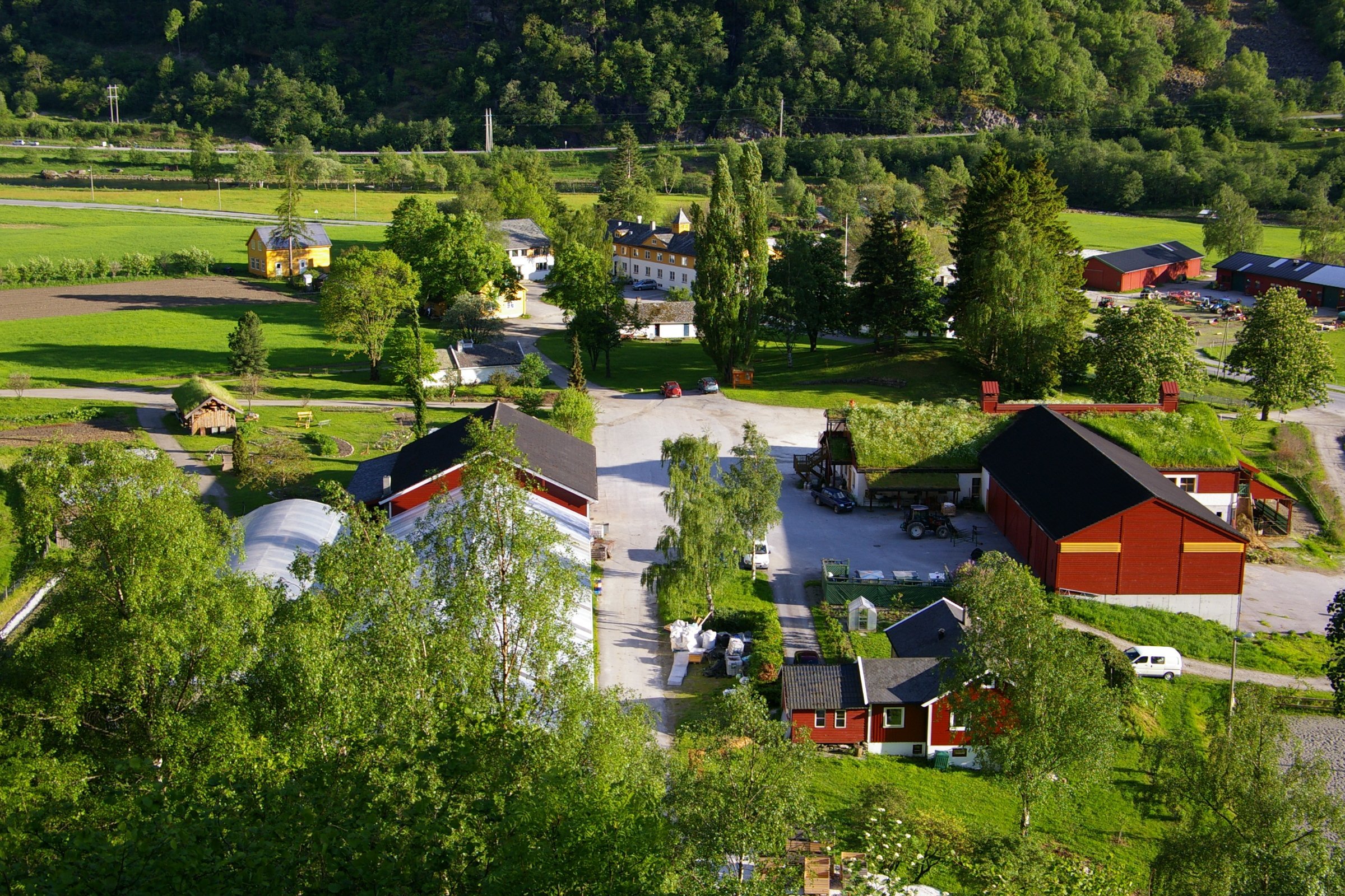 Sogn Jord- og Hagebruksskule. Photo: Nat Mead / Nærøyfjorden Verdsarvpark