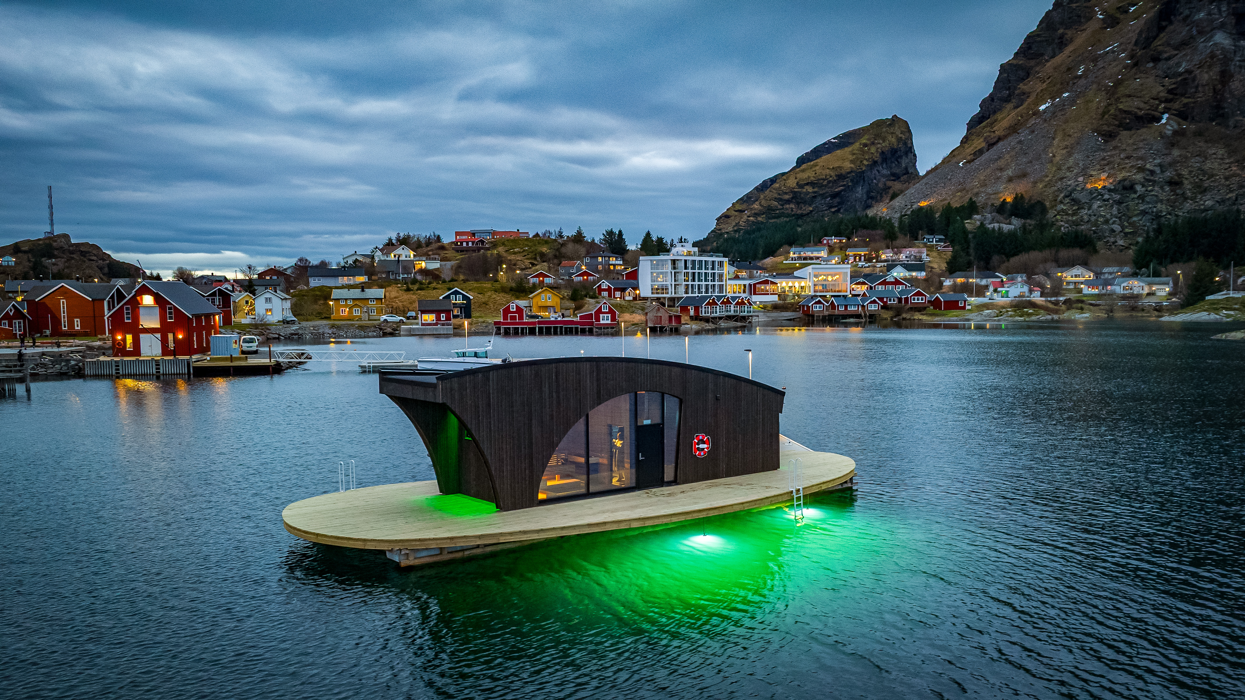 Lovund Badefestival